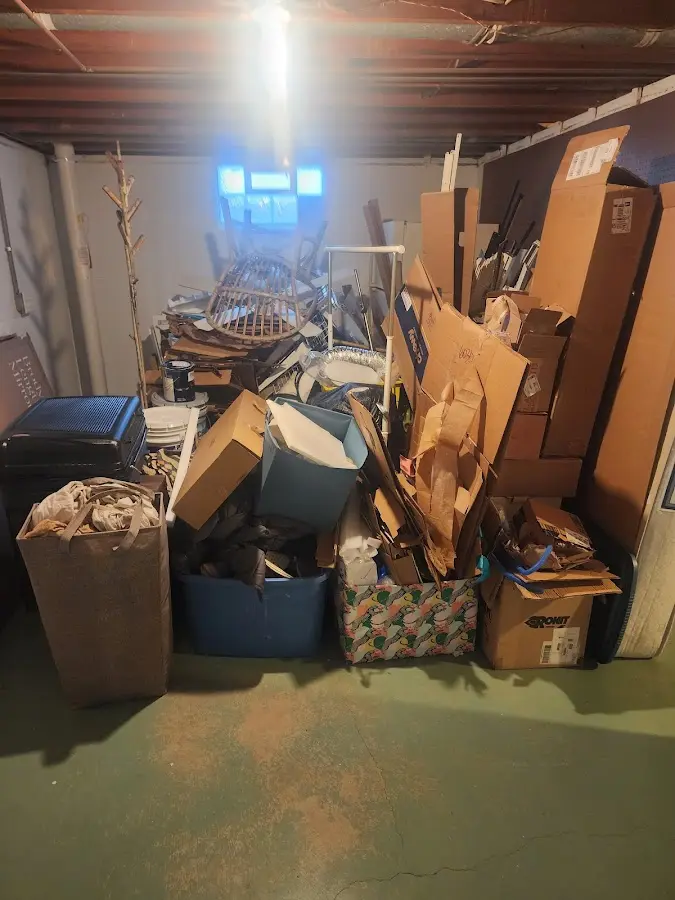 Roll-off dumpster container at job site for 20 Yard Dumpster Rental in Mono Vista